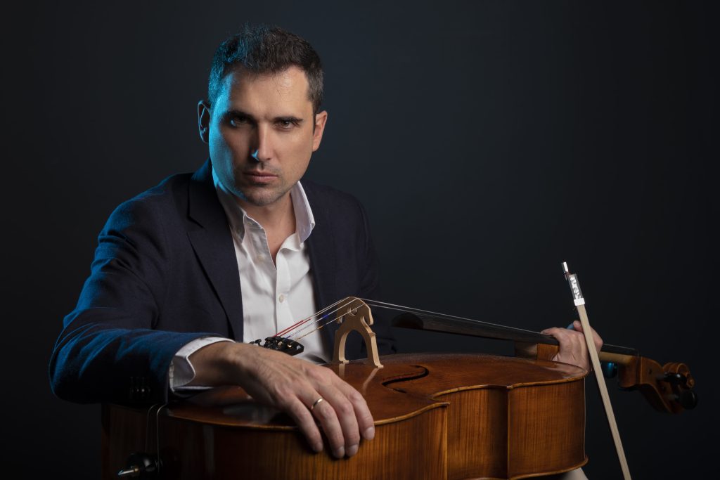 Eduardo González Profesor Chello CSMCLM